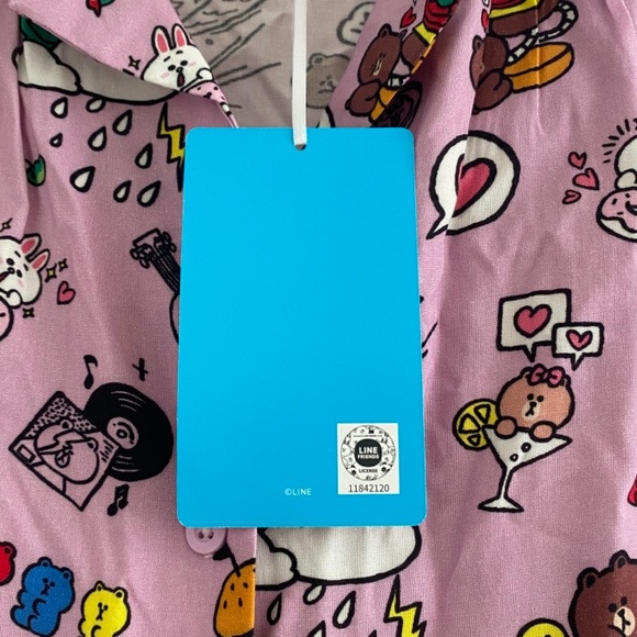 LINE Friends Brown & Friends Allover Print Women’s Tie-Front Top - Picture 6 of 6